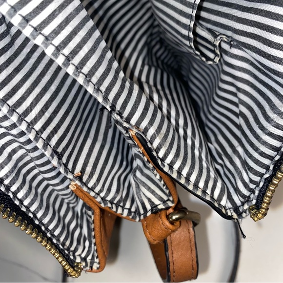 Christian Siriano Crossbody Bag Purse Brown Tan - Picture 9 of 12